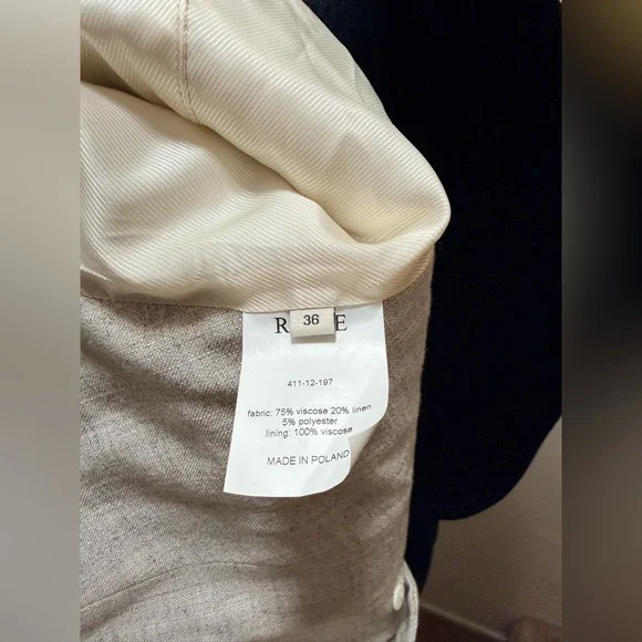 RÓHE Overlap Asymmetric Slub Waistcoat V-neck cut linen-enriched size 36 (Small) - Picture 14 of 16